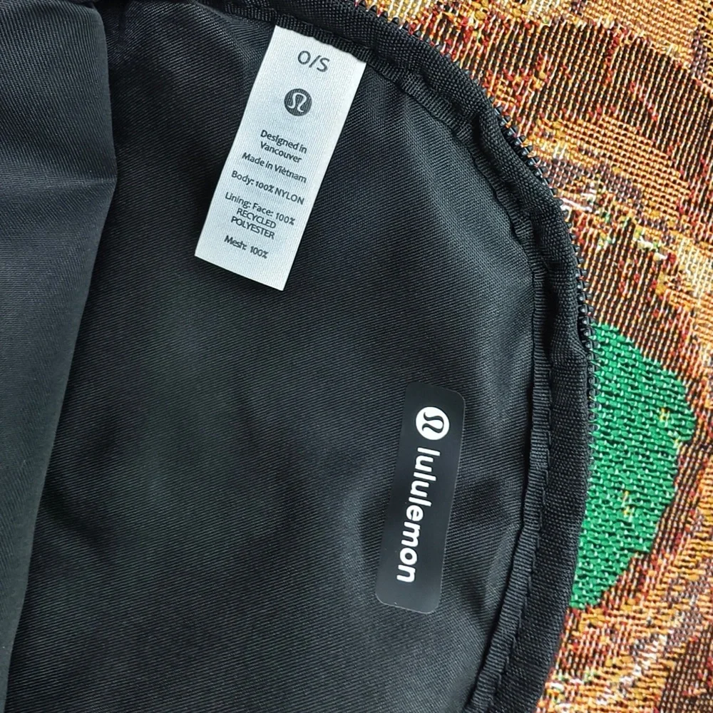 lululemon athletica All Night Festival Bag - Micro 2L - Black/Gold - Picture 7 of 7